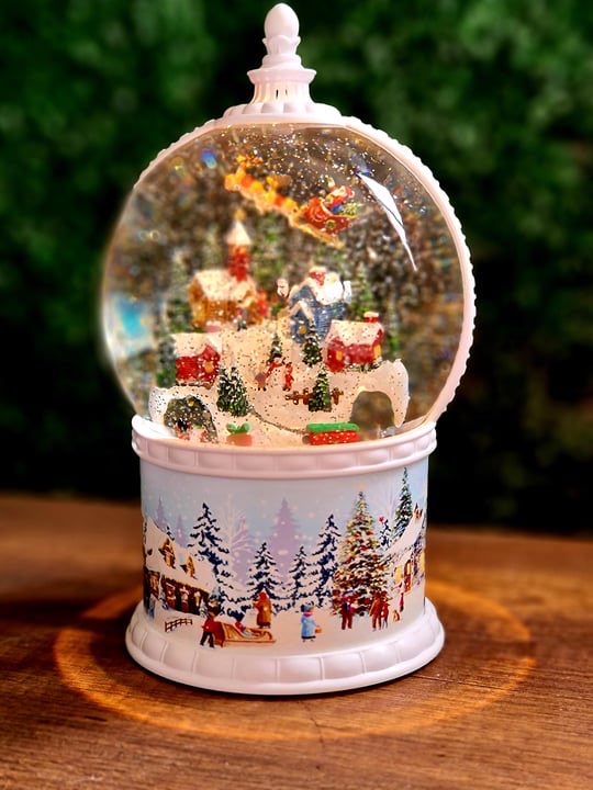 Kardan Adam Ve Noel Babalı Işıklı Müzikli Kar Küresi