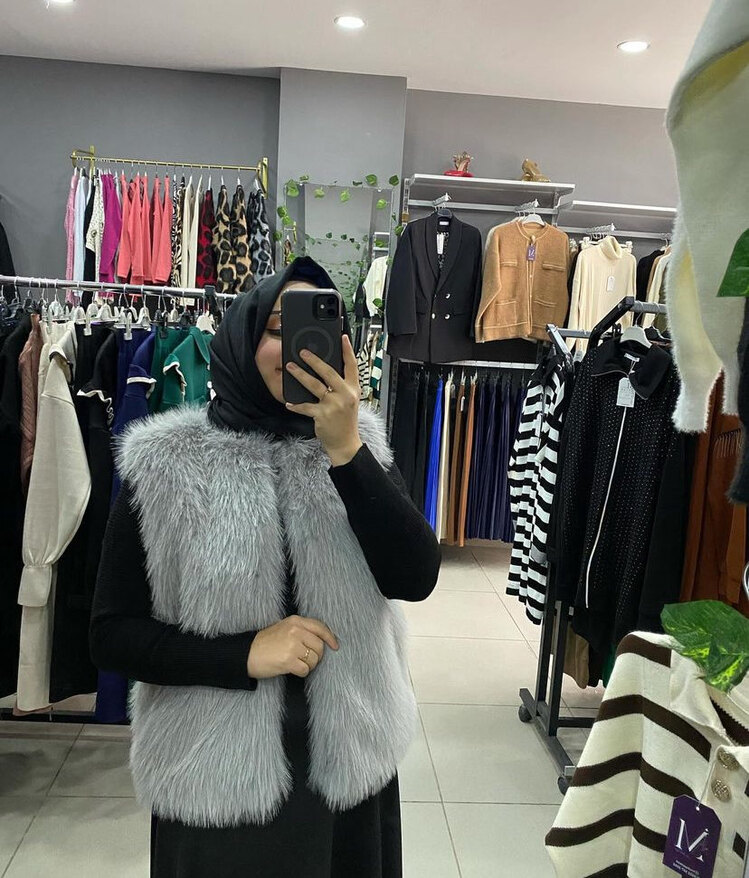 Peluş Yelek