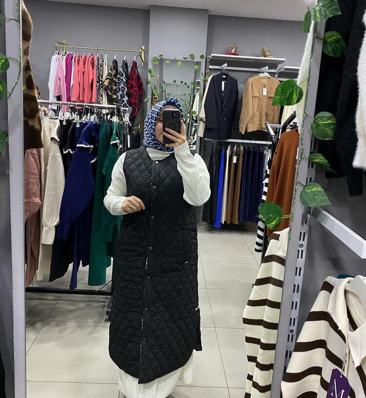 Uzun ince kapitone yelek