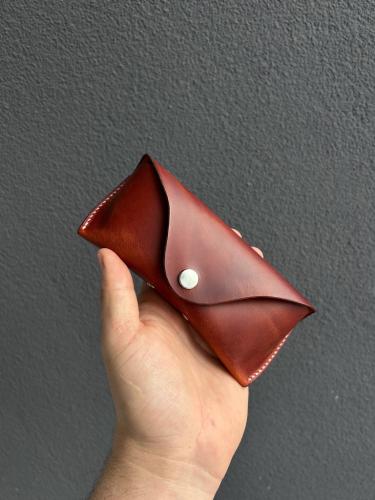 Premium Hakiki Deri Gözlük Kılıfı - El İşçiliği, Ömürlük Kalite