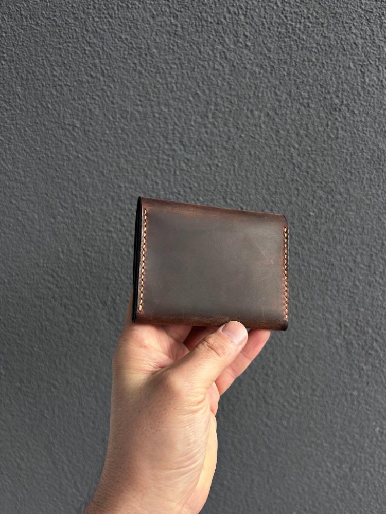 Çıtçıtlı Deri Cüzdan - El Yapımı Minimalist Kartlık - Kahverengi Hakiki Deri 