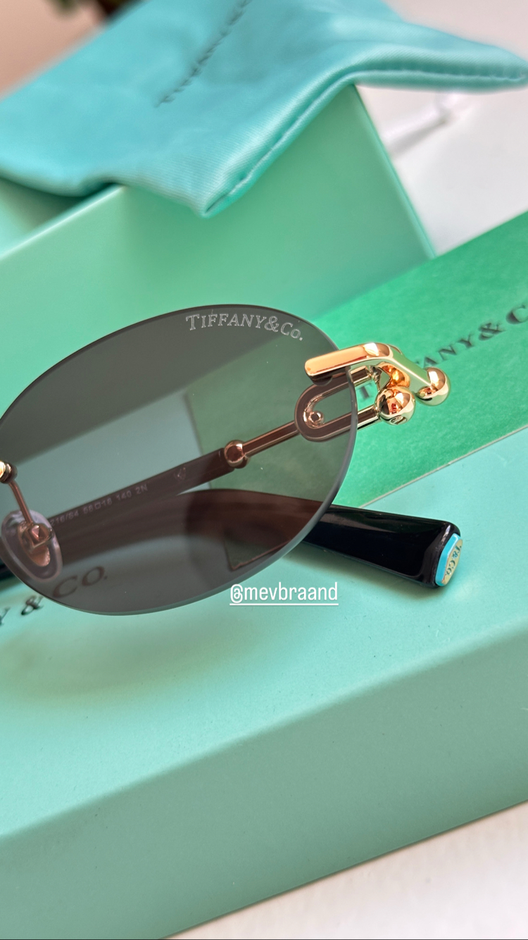 Tiffaniy Siyah Cam