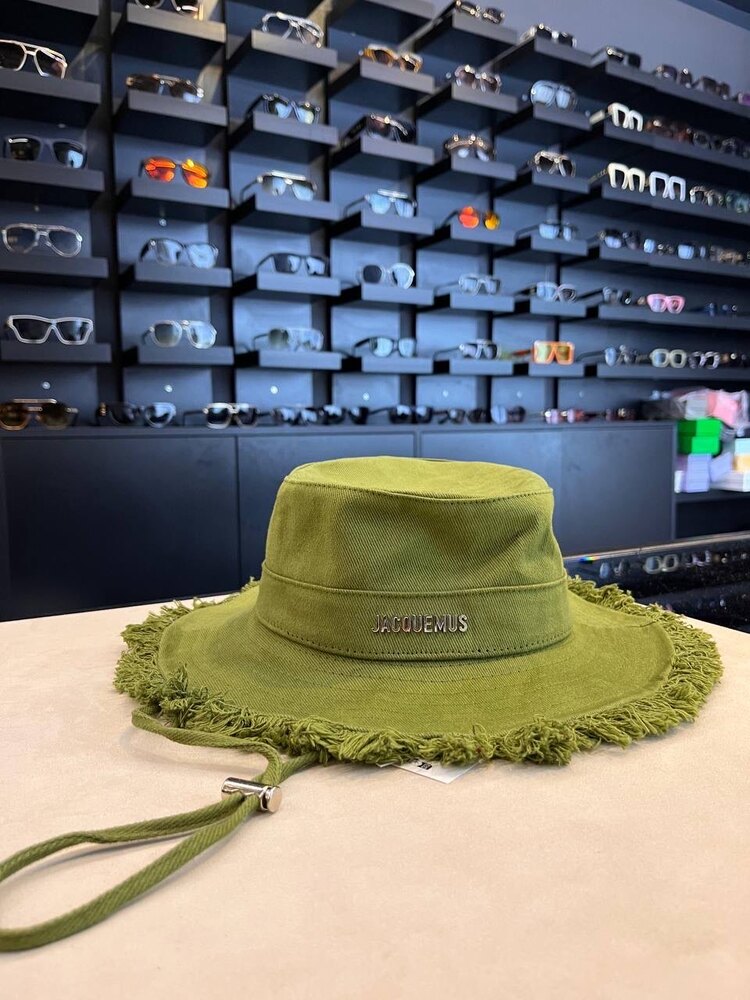 JACQUEMUSS HAT İTHAL