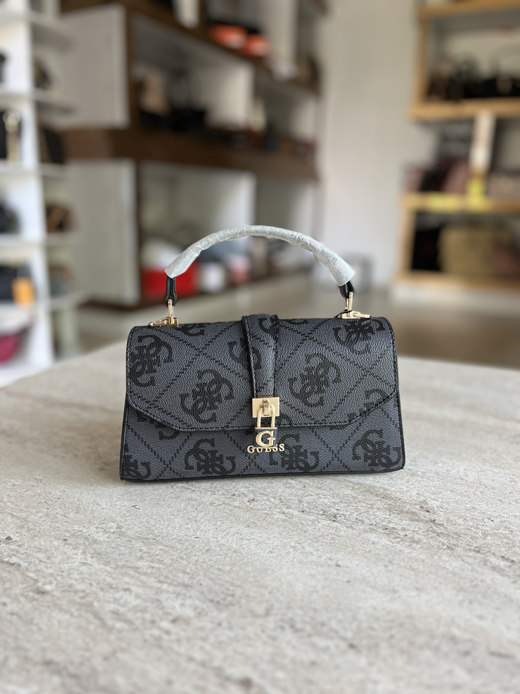 GUESS YENİ SEZON VIP MODEL