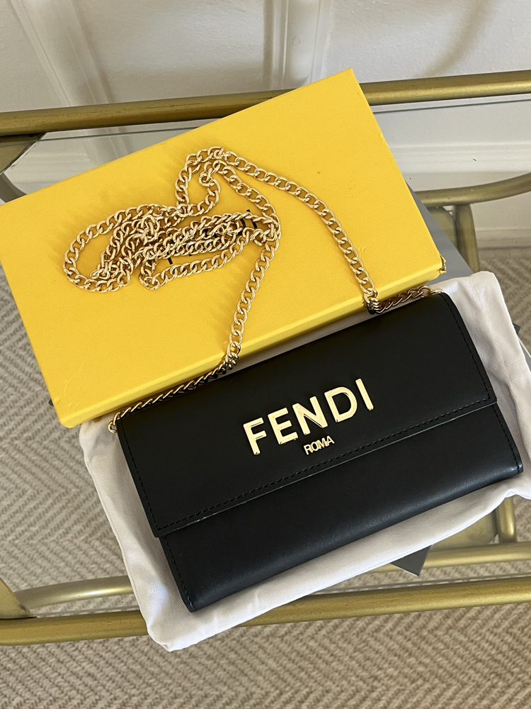 FENDİ HAKİKİ DERİ İTHAL ZİNCİRLİ CÜZDAN ÇANTA(premium)