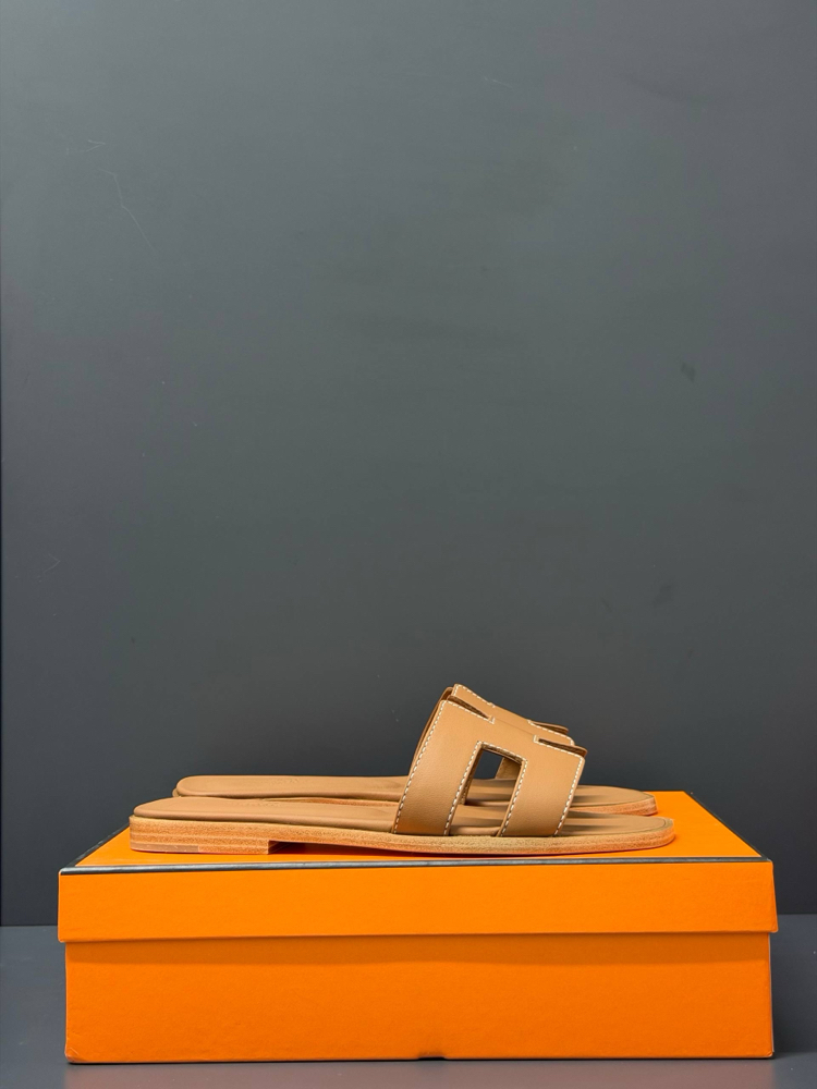 Hermes Orange Slippers %100 Leather/ Full Box(premium)