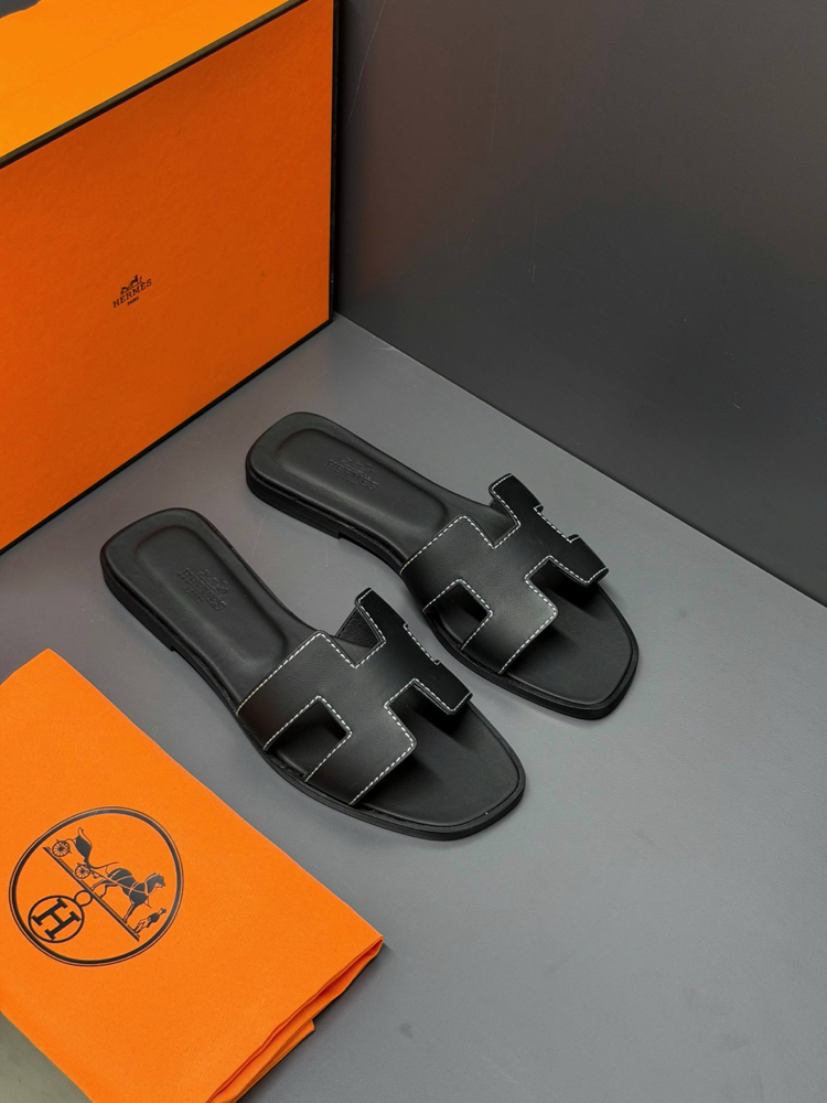 Hermes Orange Slippers %100 Leather/ Full Box(premium)