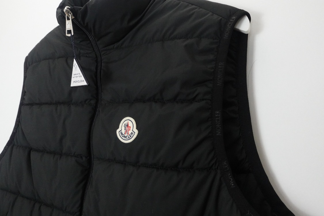  Moncler Şişme Yelek