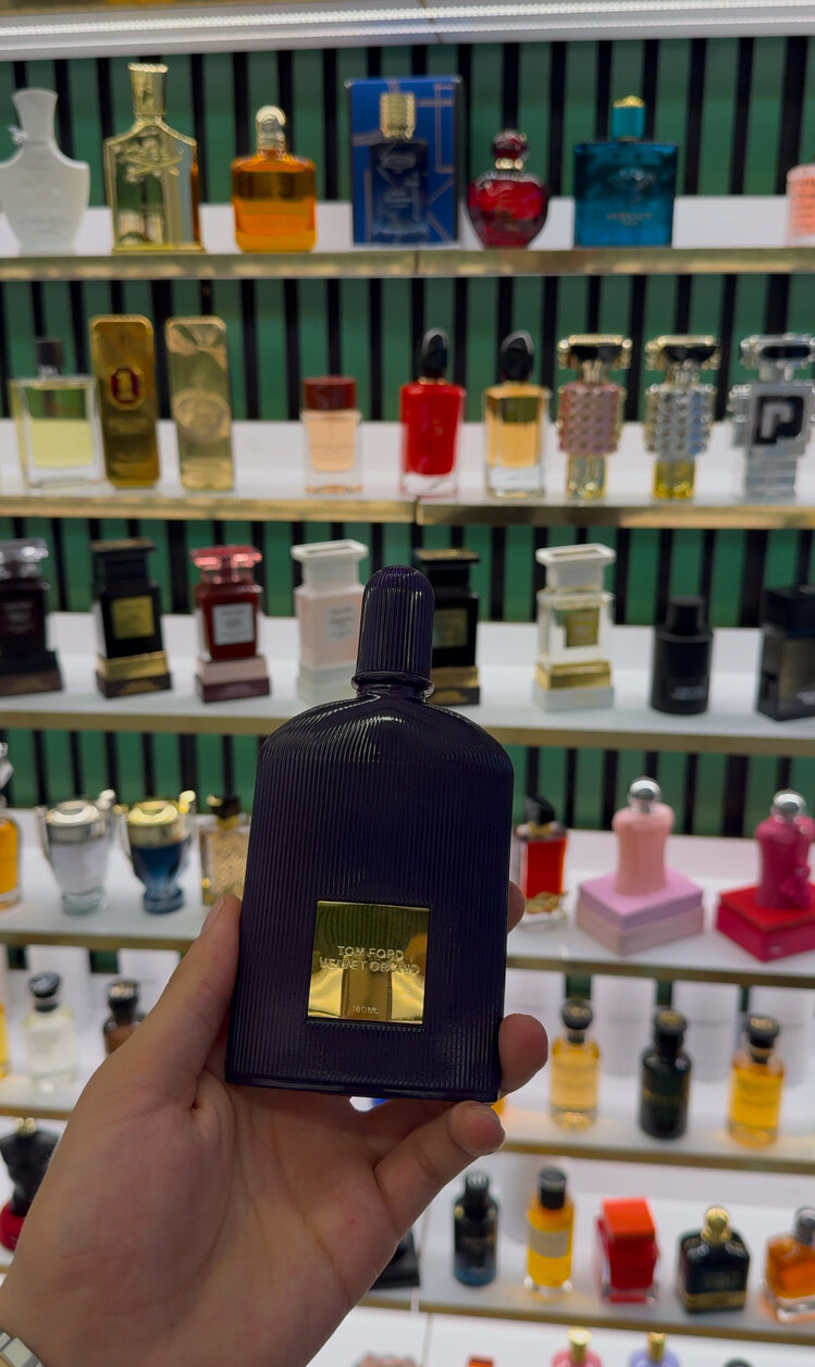 TOM FORD VELVET ORCHID