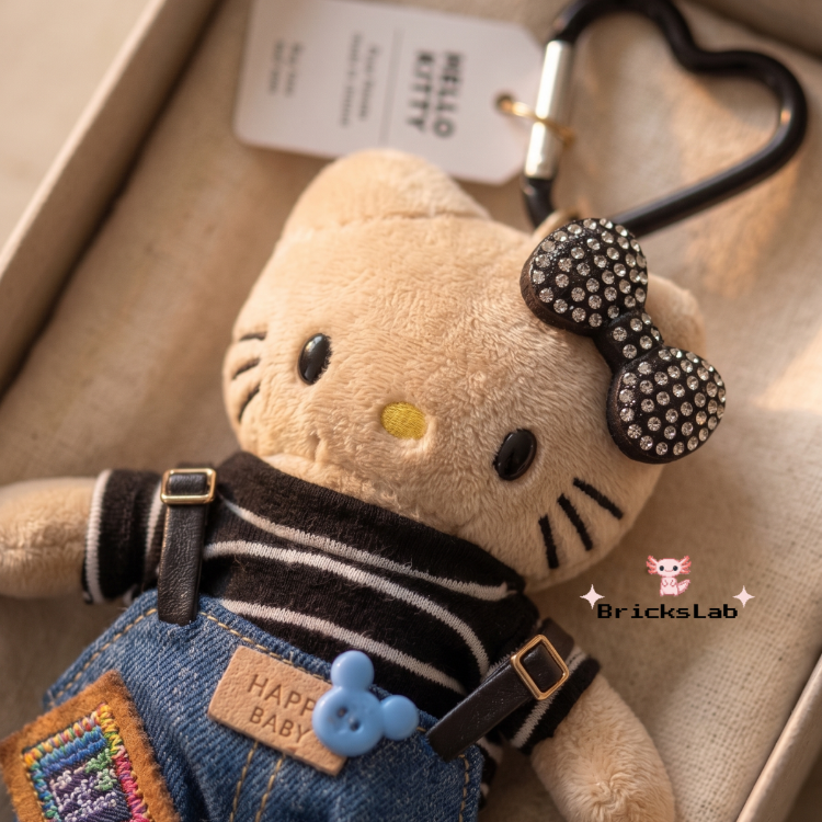 Hello Kitty Peluş Anahtarlık – Urban Denim