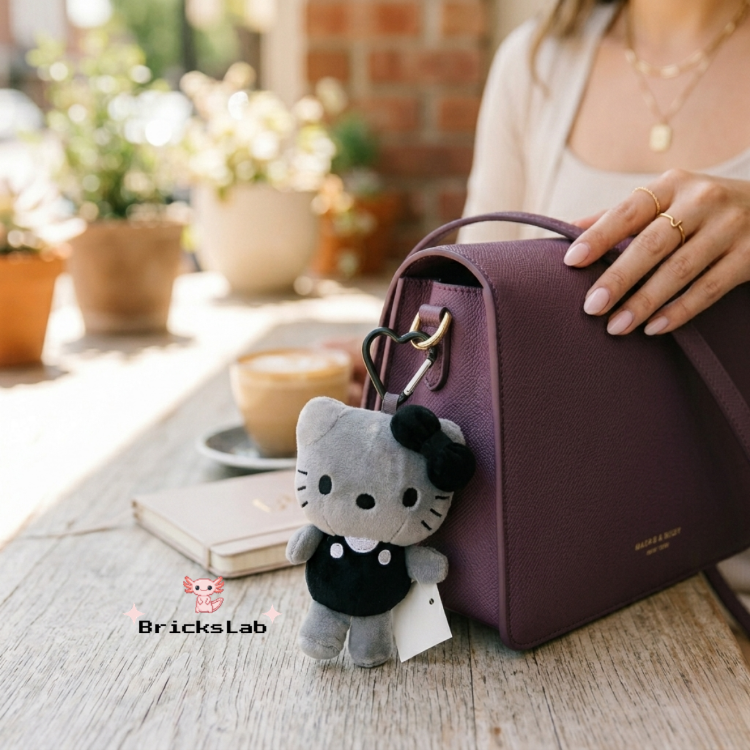 Hello Kitty Peluş Anahtarlık – Black Edition