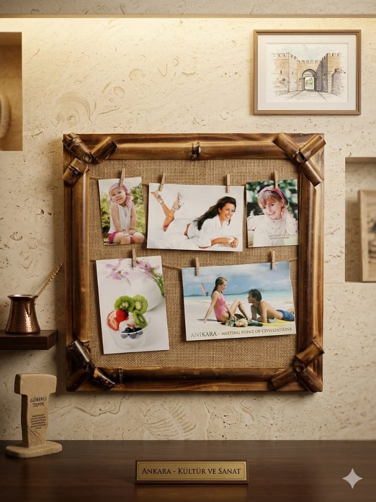 Bambu Çerçeveli Fotoğraf Panosu – 5 Adet Fotoğraf Hediyeli! 