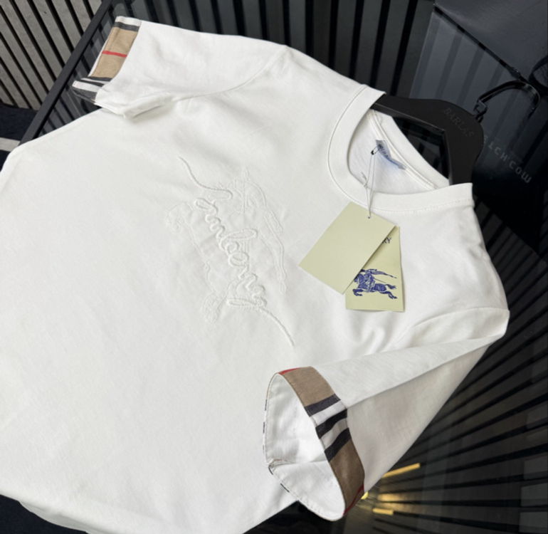BURBERRY KOL DETAY PREMİUM T-SHIRT
