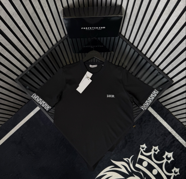 DIŌR PREMİUM T-SHIRT KOL DETAYLI