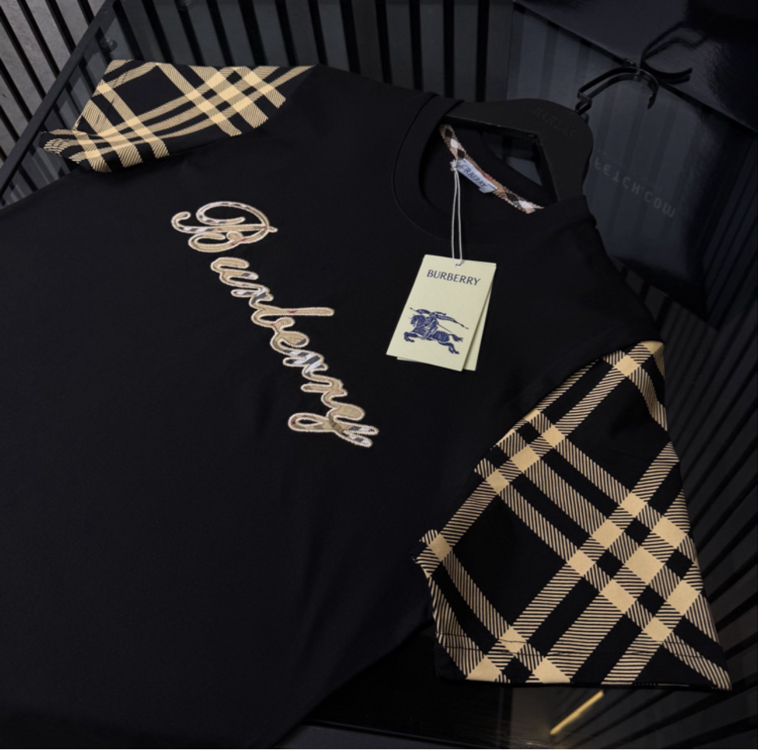 BURBERRY NAKIŞ VE KOL DETAY PREMİUM T-SHIRT