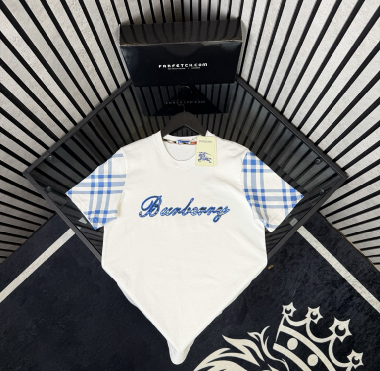 BURBERRY NAKIŞ VE KOL DETAY PREMİUM T-SHIRT