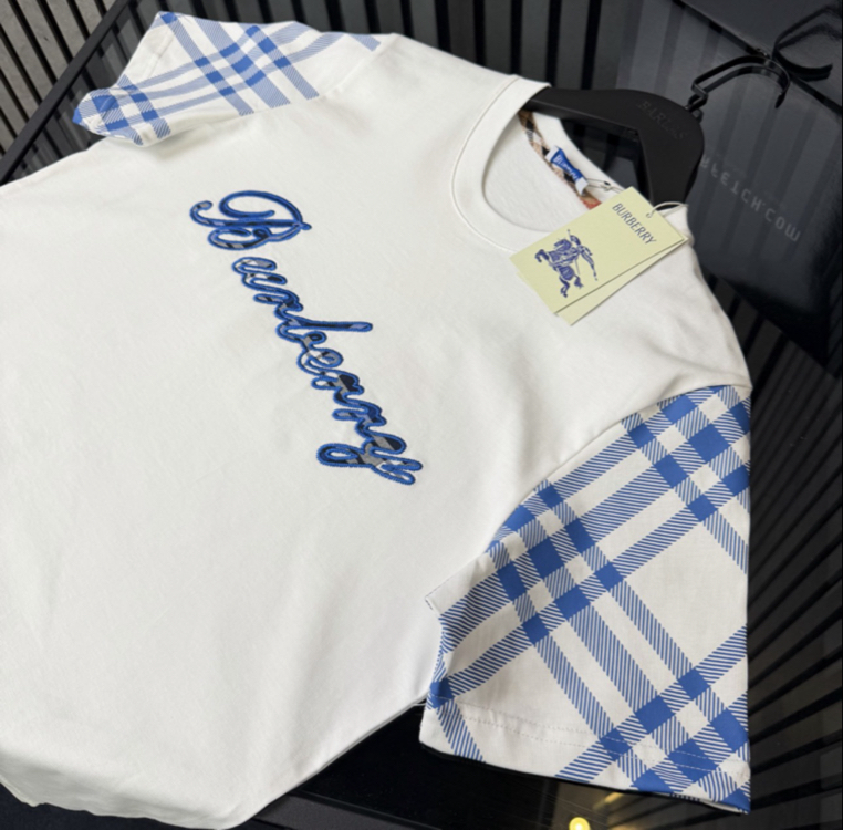 BURBERRY NAKIŞ VE KOL DETAY PREMİUM T-SHIRT