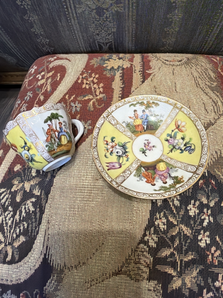 Meissen damgalı fincan