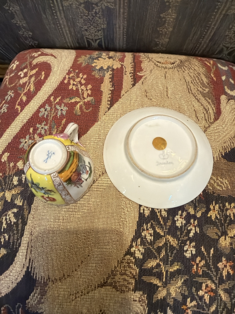 Meissen damgalı fincan