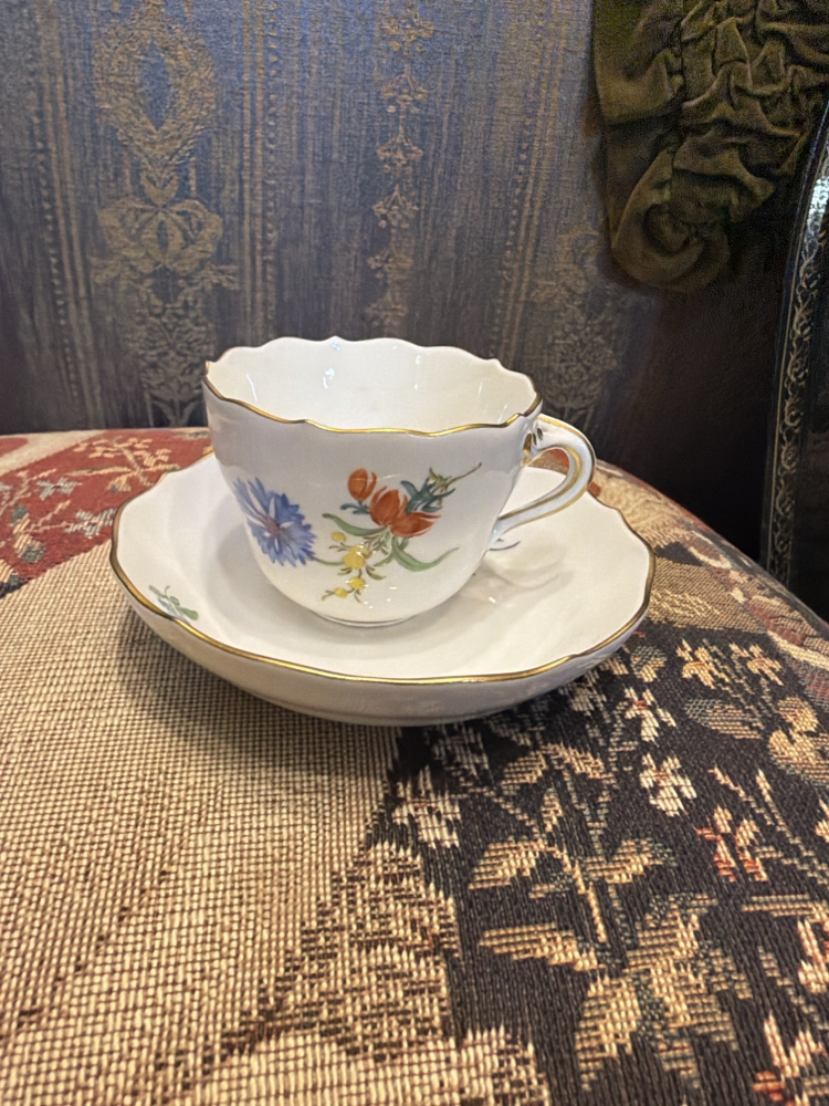 Meissen damgalı fincan