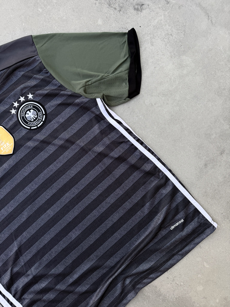 Vintage Adidas Almanya 2016 17 forma