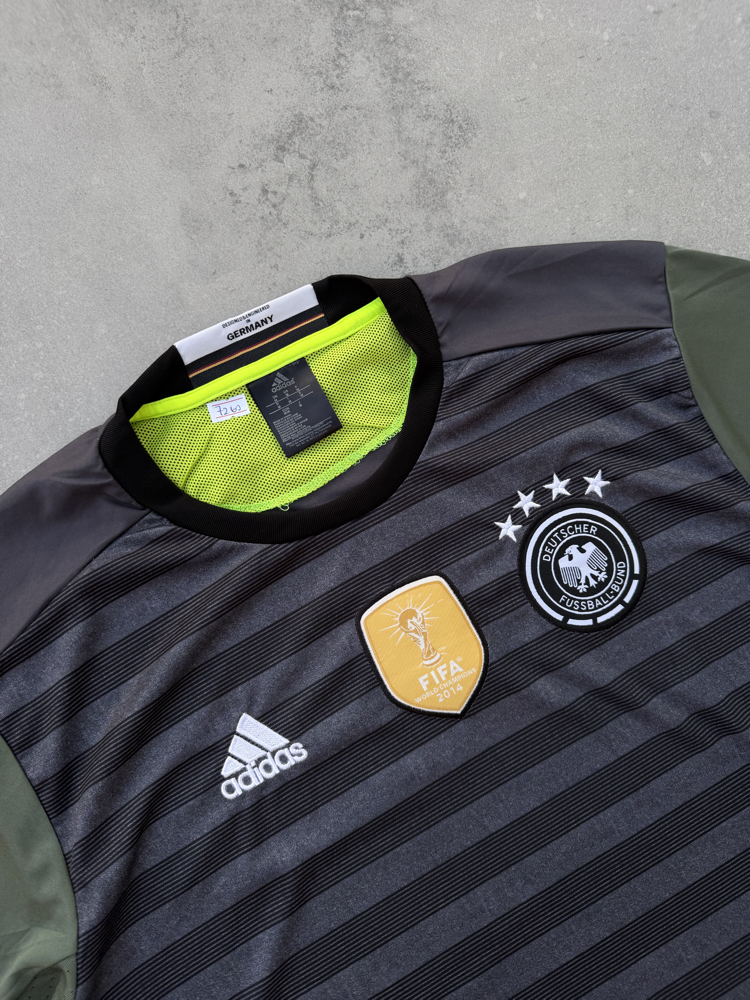 Vintage Adidas Almanya 2016 17 forma