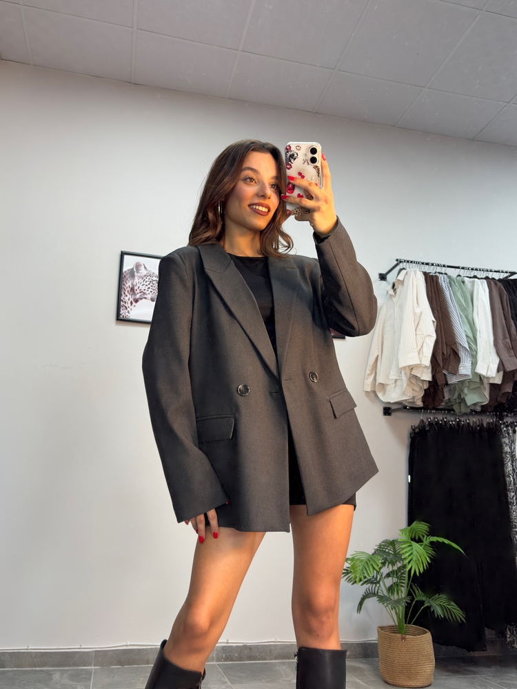 Düğmeli Füme Blazer Ceket