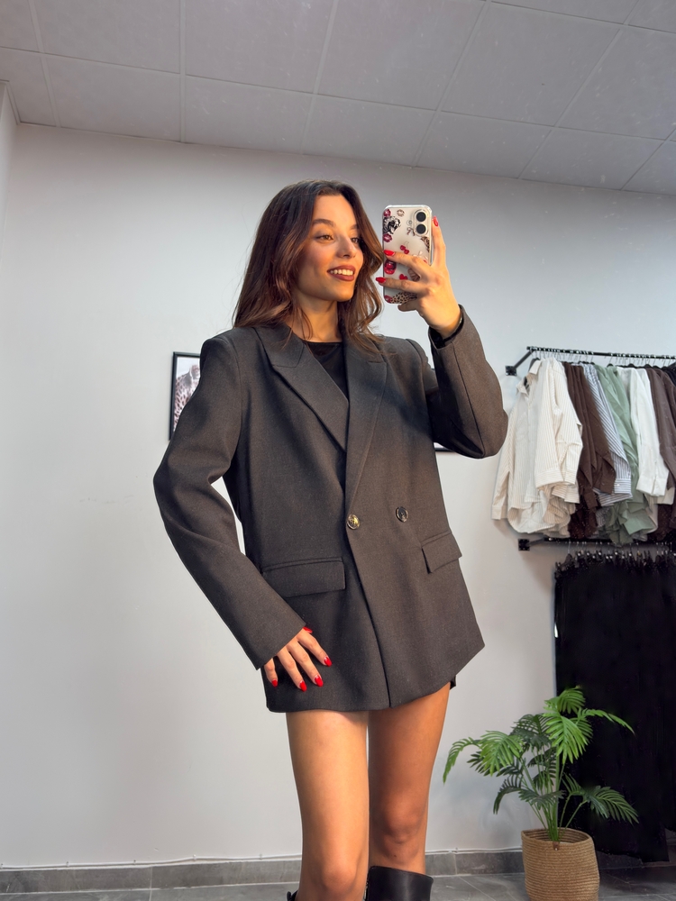 Düğmeli Füme Blazer Ceket
