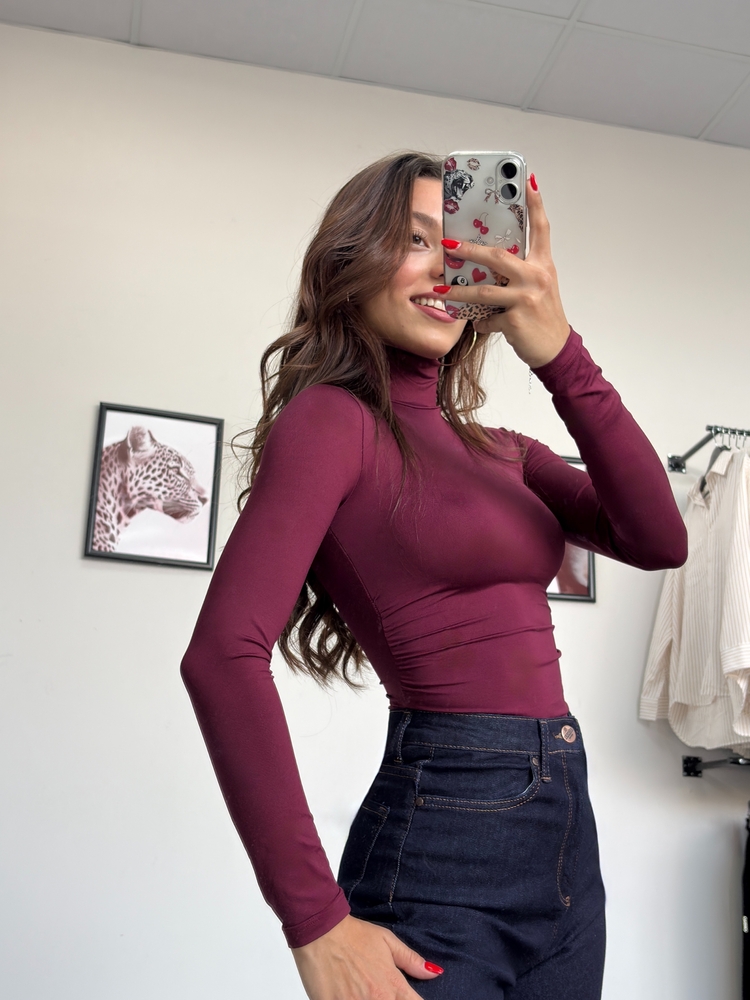 Yanı Büzgülü Bordo Boğazlı Bodysuit