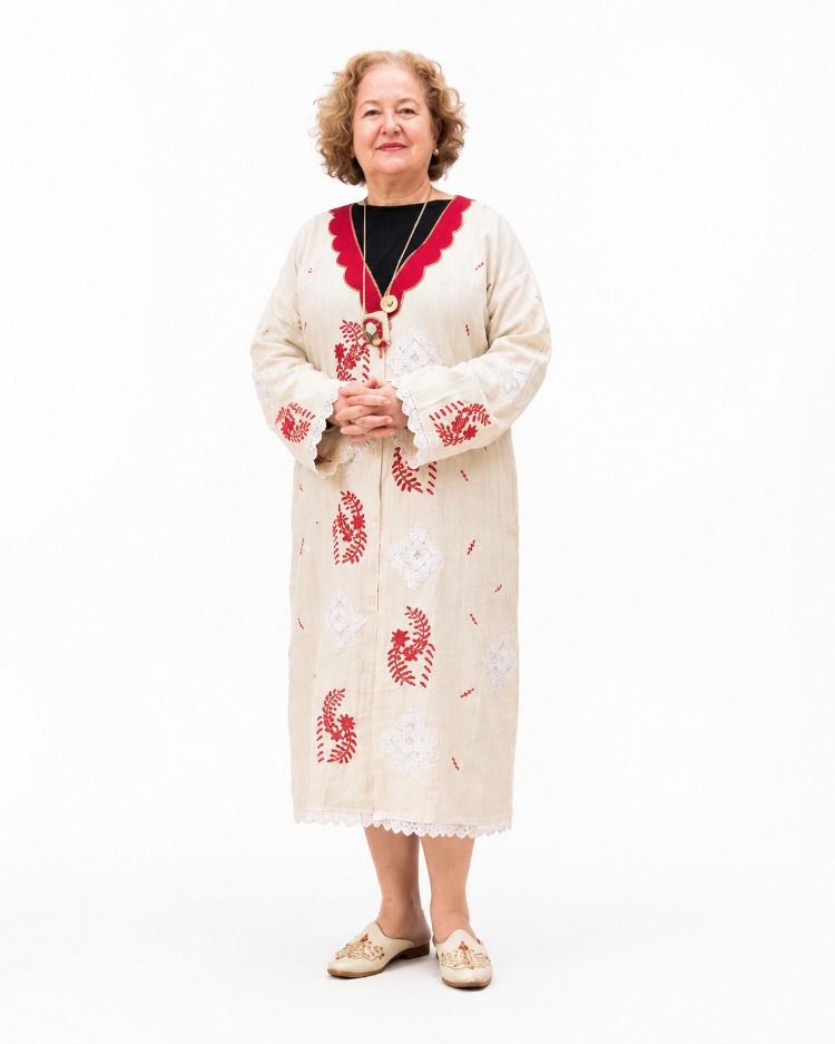İşlemeli Antika Kaftan