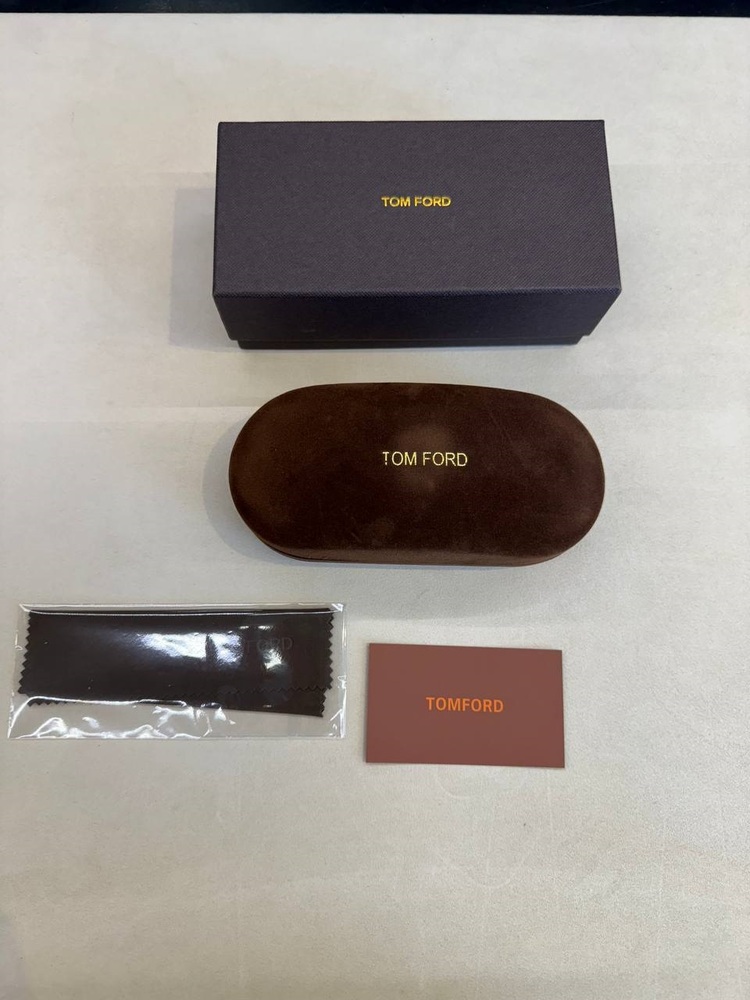 Tom Ford gözlük kutusu