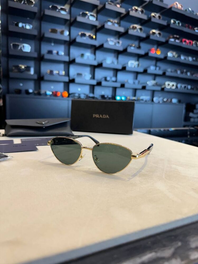 Prada polarize güneş gözlüğü
