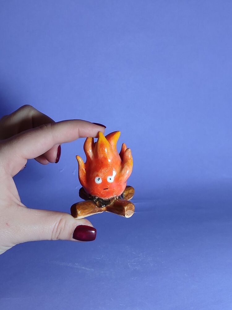 Calcifer .・✫・゜・。.