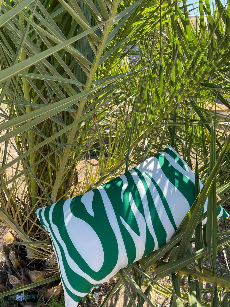 Jungle Breeze 50X30 Dikdörtgen Kırlent Kılıfı – Modern Dekoratif Yastık Kılıfı