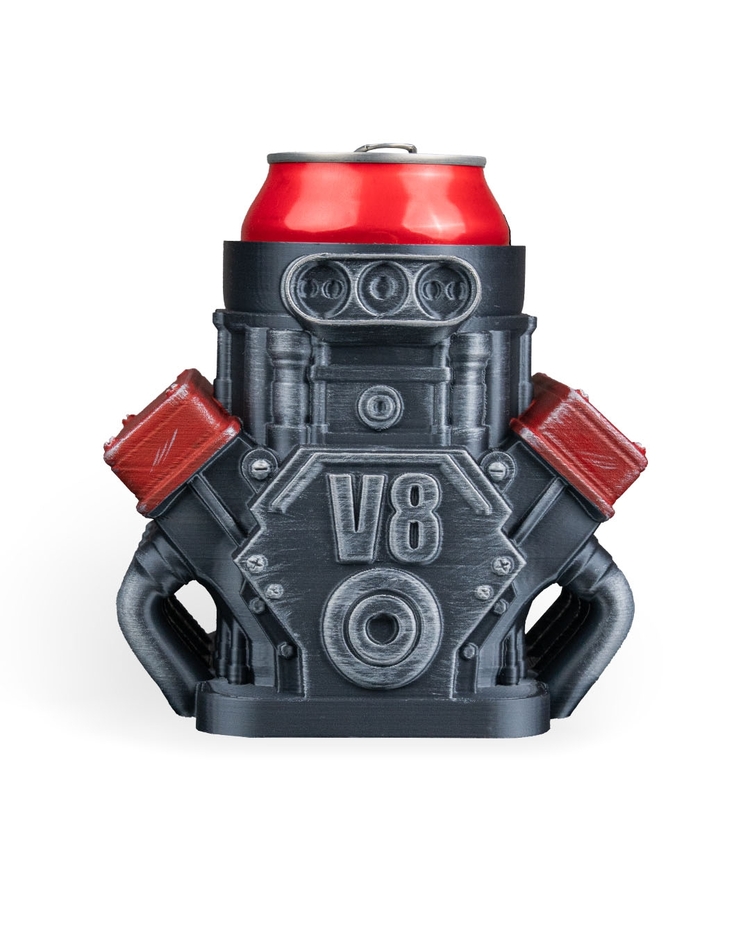 V8 Motor Kola Tutucu – Güç Senin Masanda!