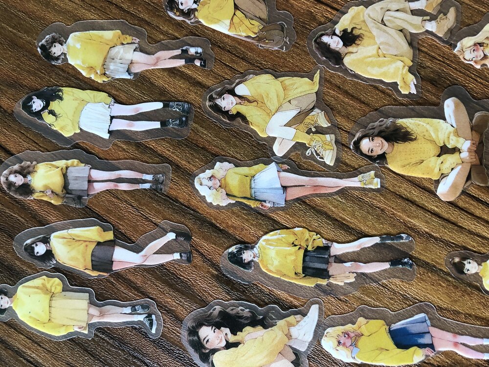 Girls in Yellow Pet Sticker Seti /Anime Series | Bullet Journal Malzemeleri