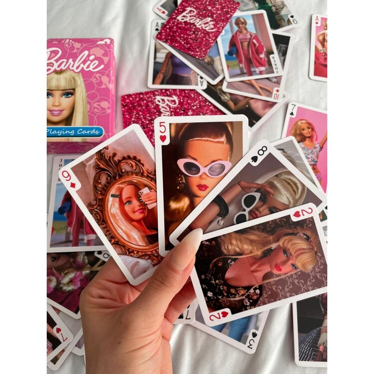 Barbie İskambil Kağıdı