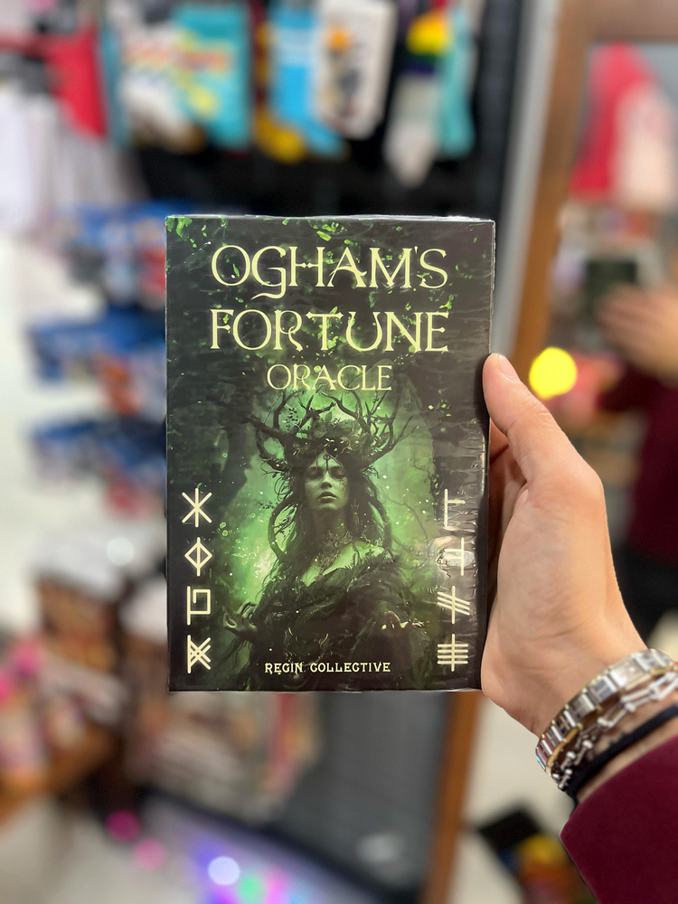 Ogham's Fortune Kehanet Kitabı ve Kehanet Kartları