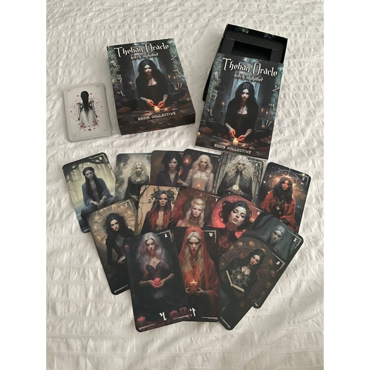 Theban Oracle Kitabı ve Kehanet Kartları Tarot