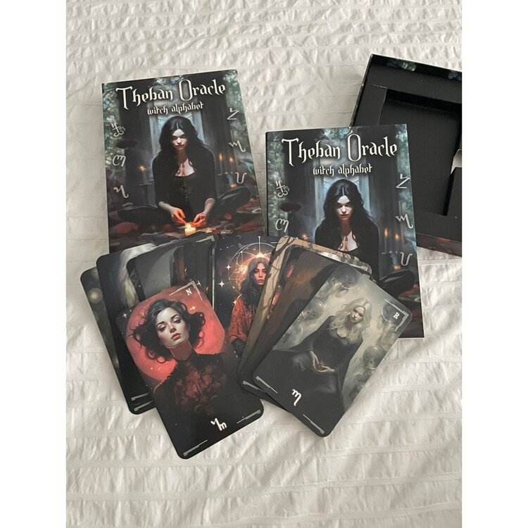 Theban Oracle Kitabı ve Kehanet Kartları Tarot
