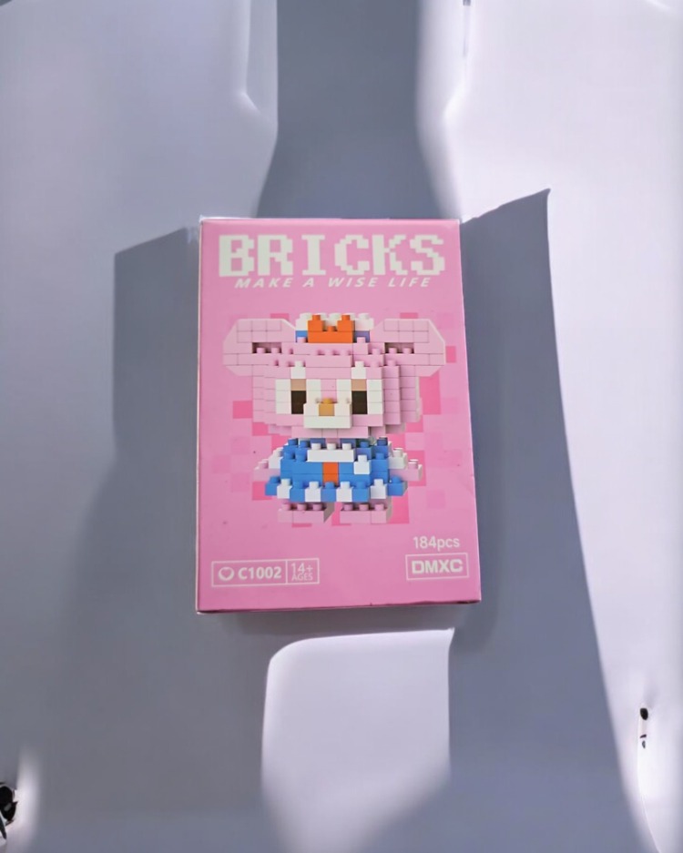 C1002 Mini Bricks Yapı Figürü – Koleksiyonluk Dekor Oyuncak 