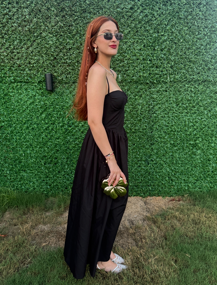 Siyah elbise