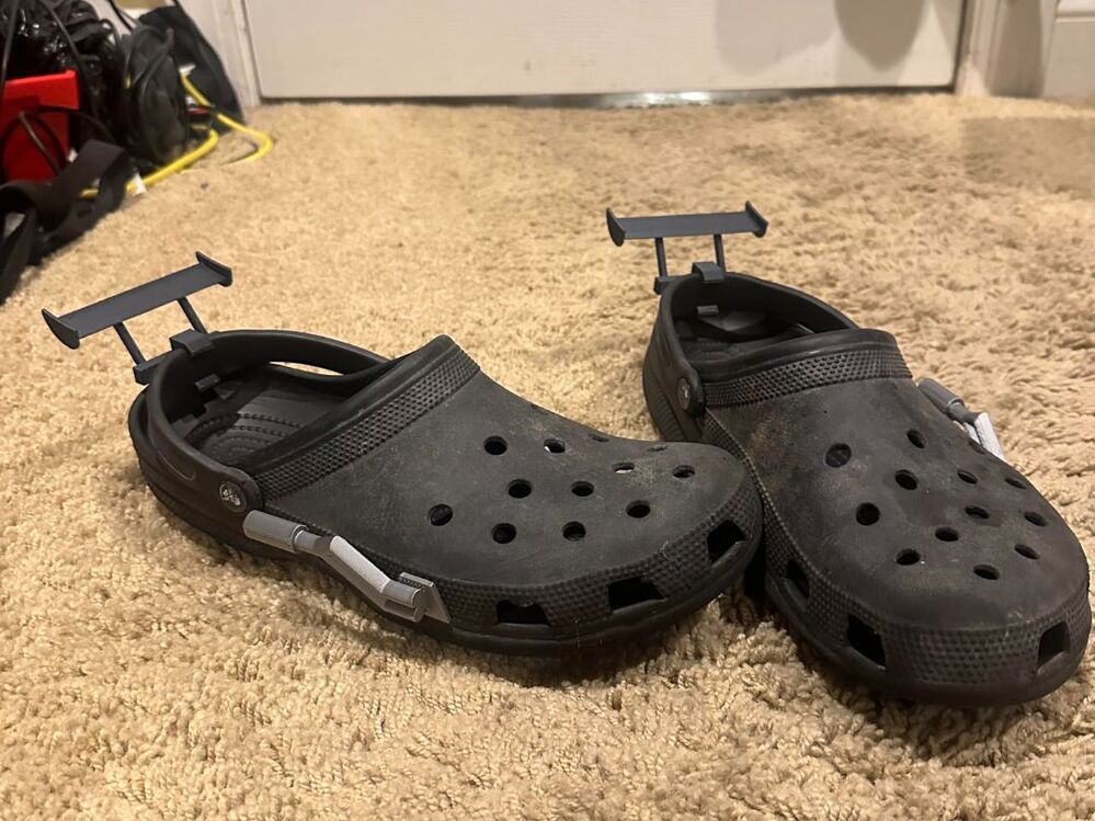 crocs egzoz rüzgarlık