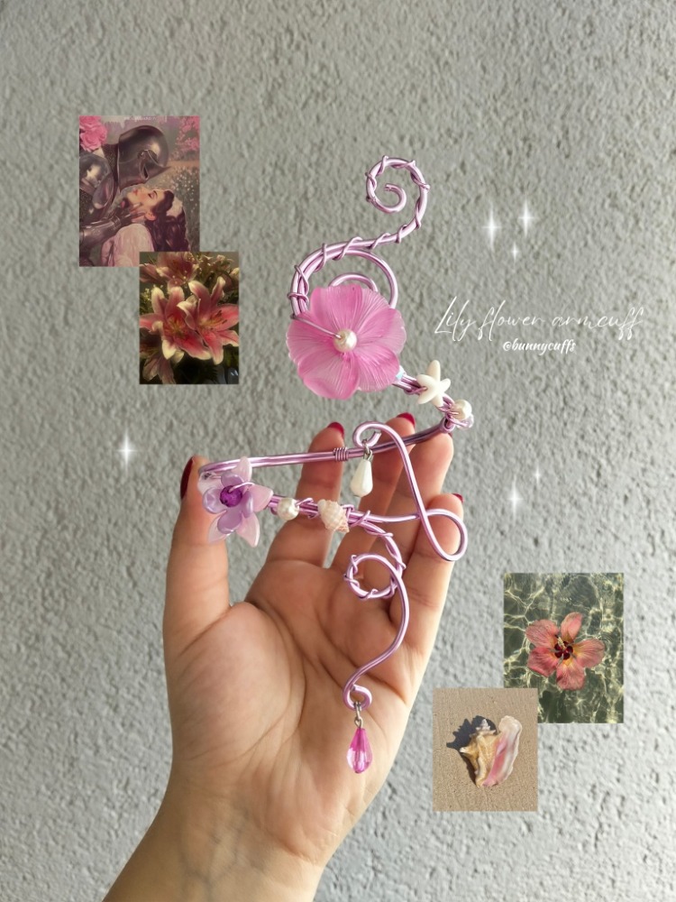 Lily flower armcuff ♡