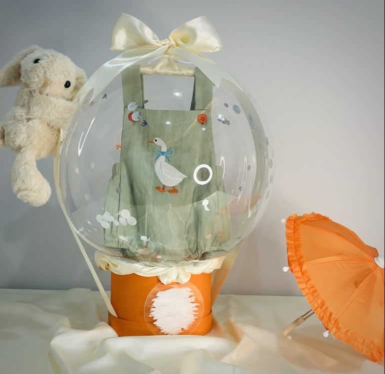 Balon içi bebek body+sarılan tavşan