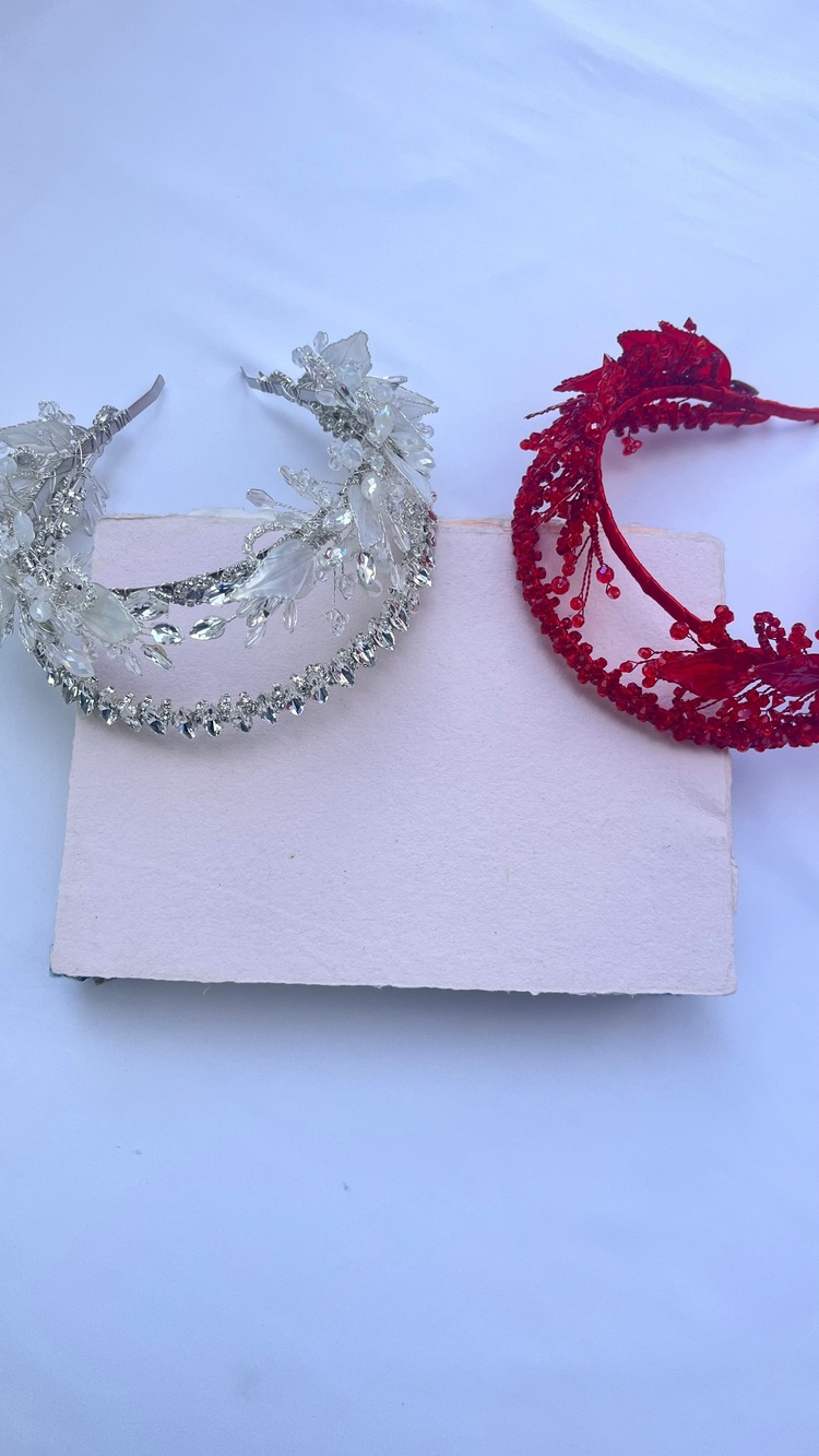 CRYSTALs kırmızı