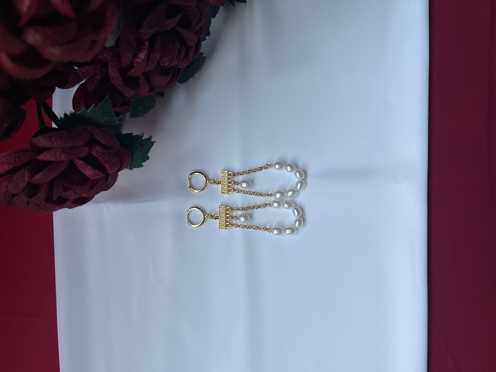 A Kiss In The Air Earrings