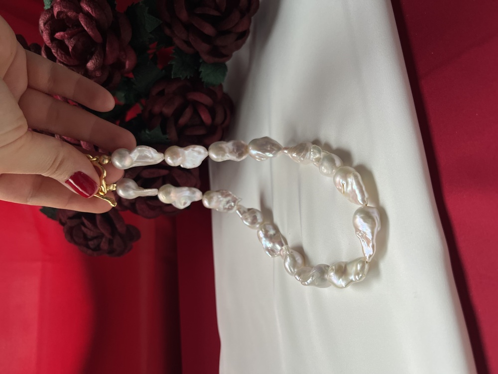 3A+ Fireball Baroque Necklace