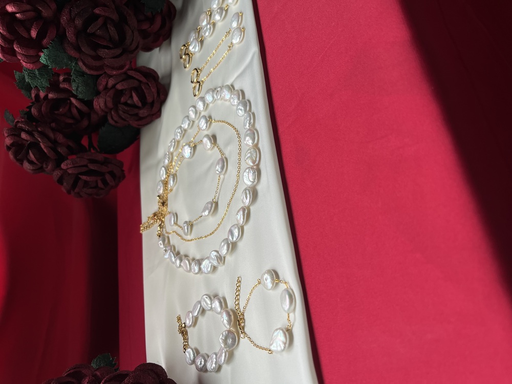 Endless Shine No.3 Necklace