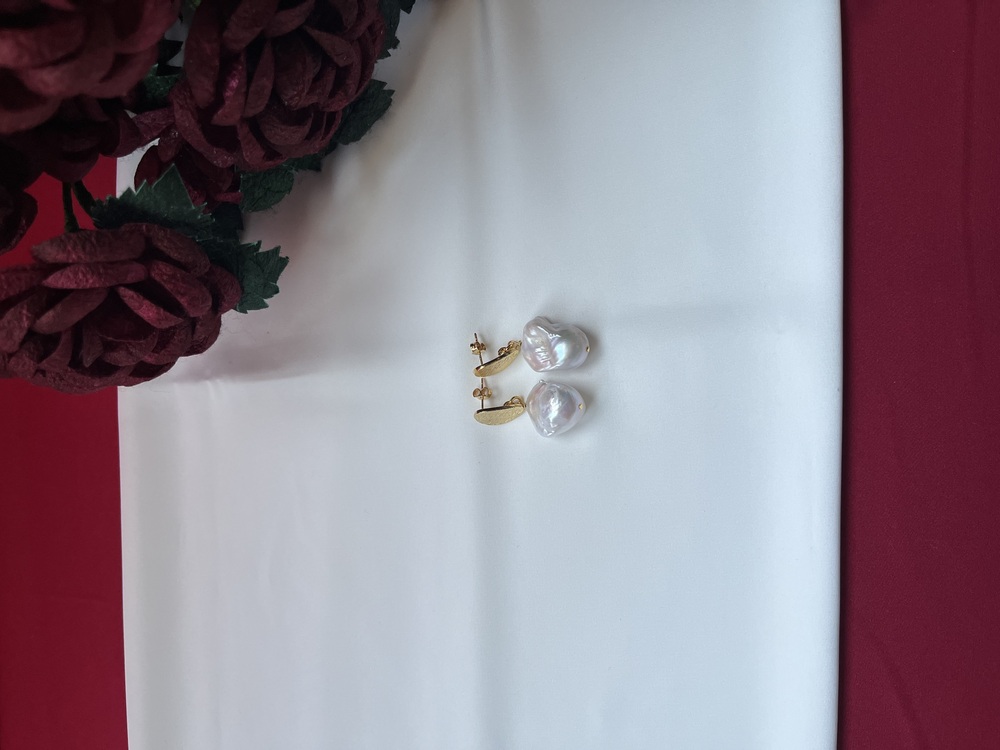 3A+ Fireball Baroque Earrings